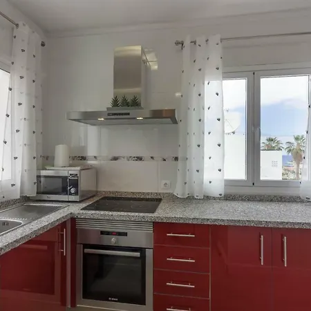 Costa Adeje, Top Floor, Seaview, Playa Fanabe & Del Duque, Wi-fi Lägenhet *